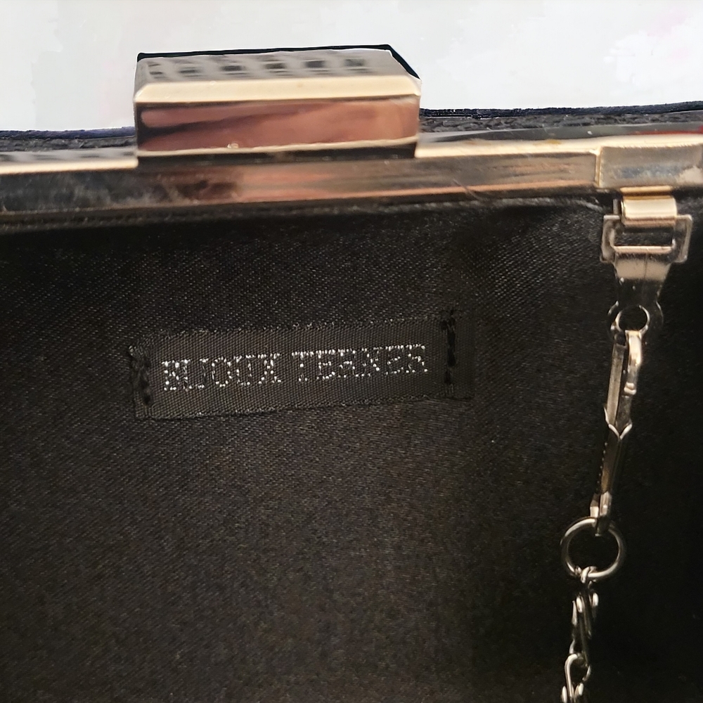 Bijoux Terner black lace clutch with chain - Picture 3 of 9